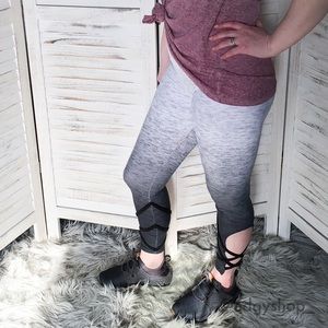 Evolution & Creation | Strappy Ombré Legging EVCR